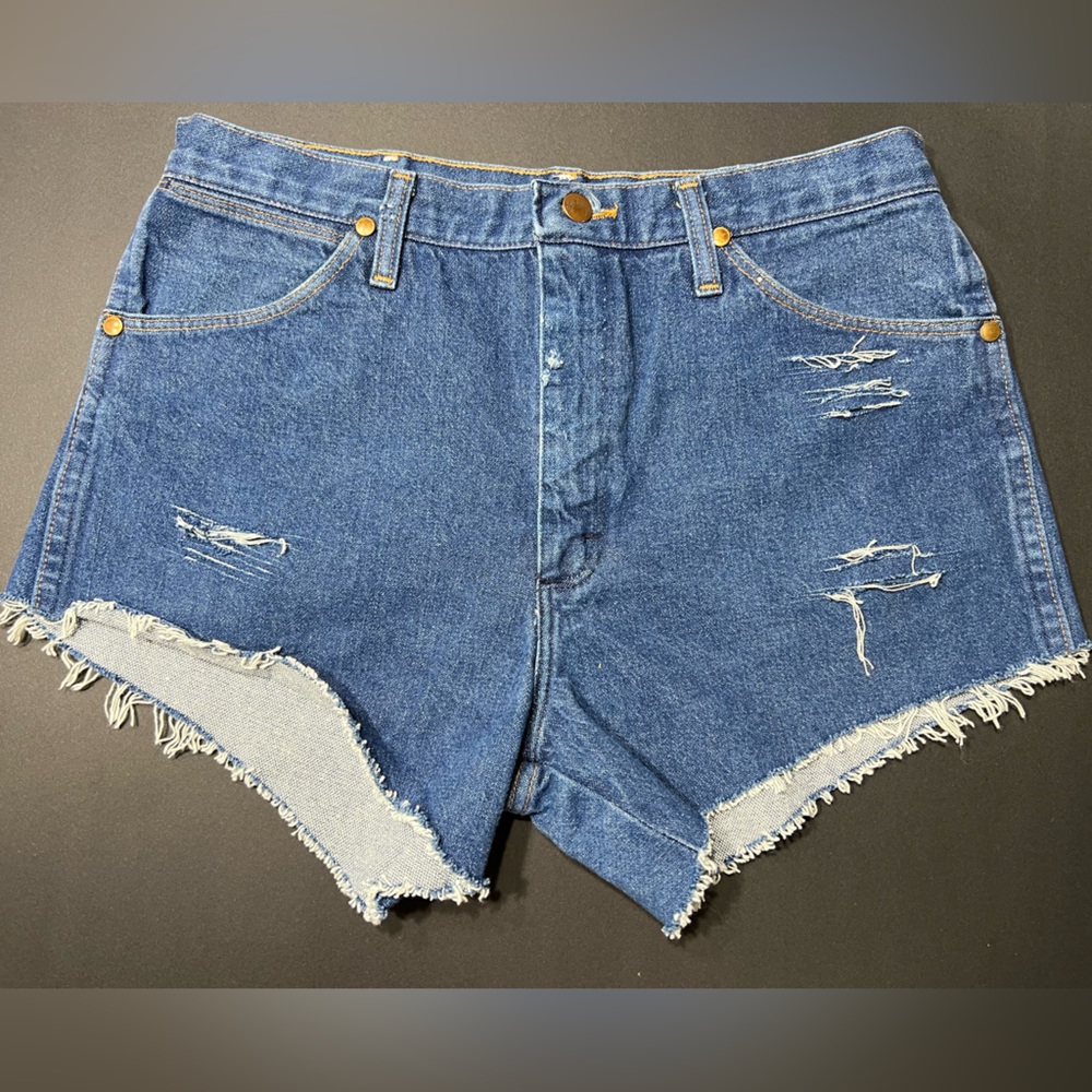 Wrangler cutoff distressed jean shorts